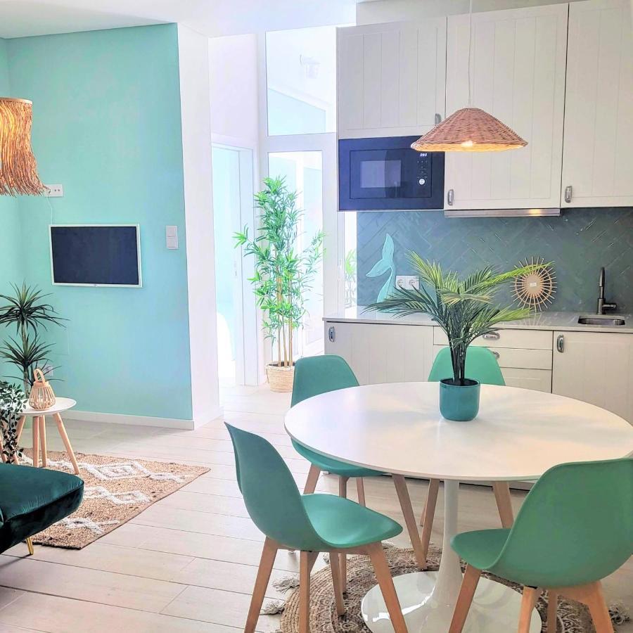 The Shore At Seaside Paradise - Cozy Patio On The Promenade Espinho  Εξωτερικό φωτογραφία