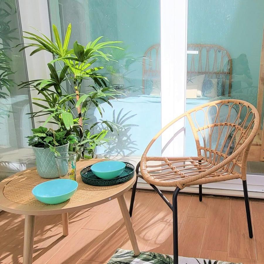 The Shore At Seaside Paradise - Cozy Patio On The Promenade Espinho  Εξωτερικό φωτογραφία